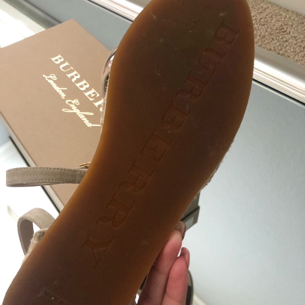 Burberry Espadrilles - Picture 6 of 6